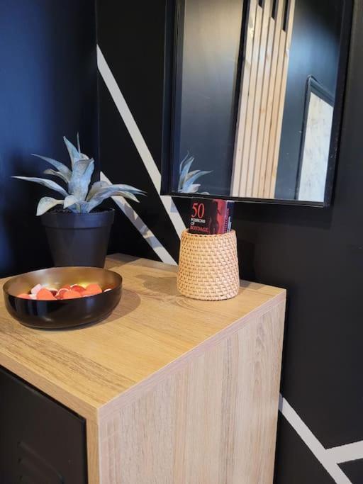 Love Room, La Douce Angevine Angers Exterior foto